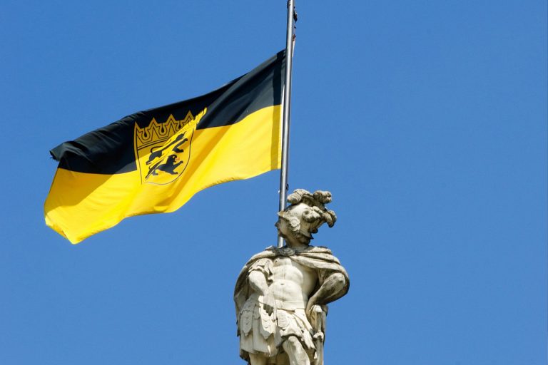 Mehr über den Artikel erfahren NLD! Umgang mit sexualisierter und häuslicher Gewalt in baden-württembergischen Kindschaftsverfahren